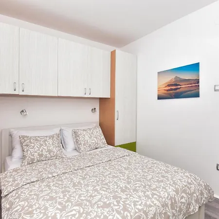 Maslina Apartment
