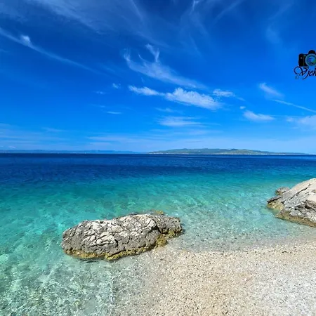 Апартаменти Maslina